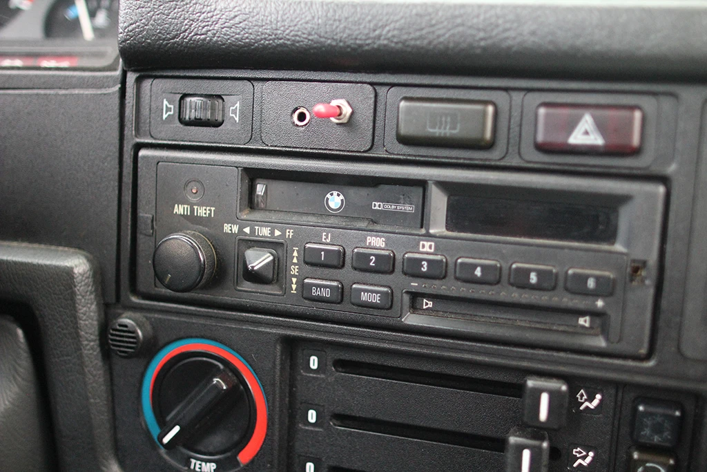 1989 BMW E30 3 Series - Image 18 of 31