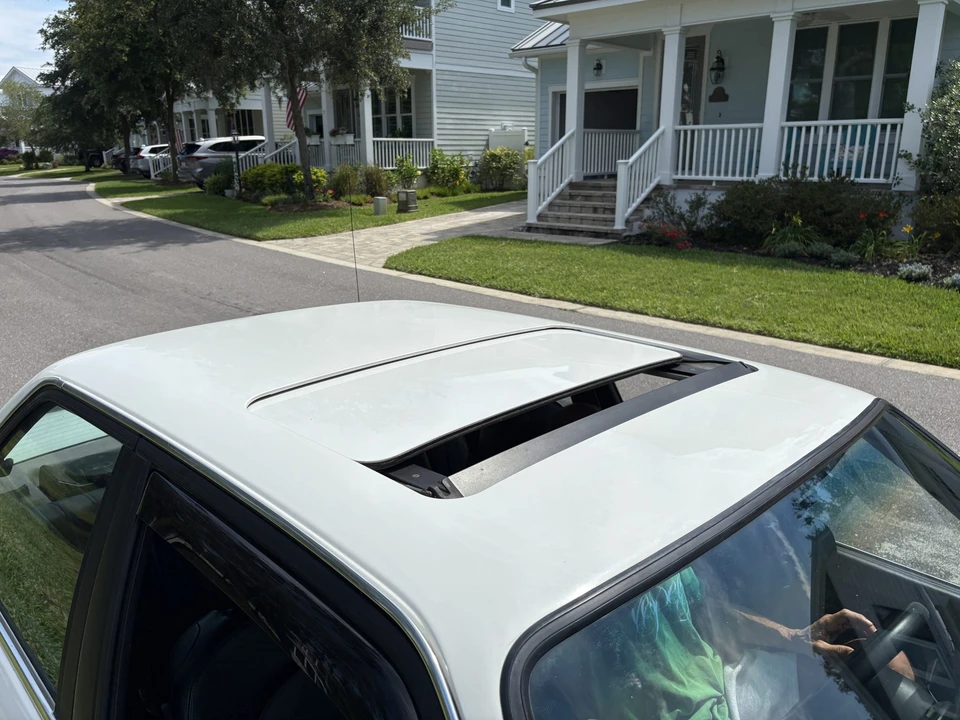 1989 BMW E30 3 Series - Image 19 of 31