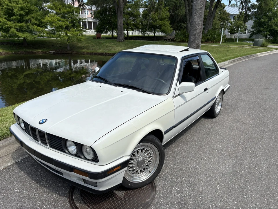 1989 BMW E30 3 Series - Image 2 of 31
