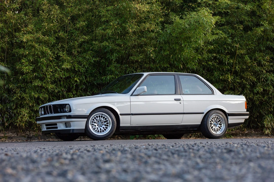 1989 BMW E30 3 Series - Image 2 of 31