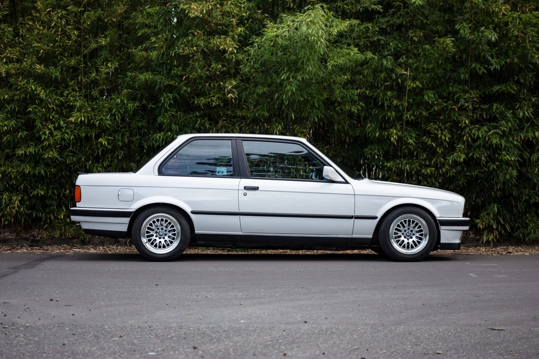 1989 BMW E30 3 Series - Image 15 of 31