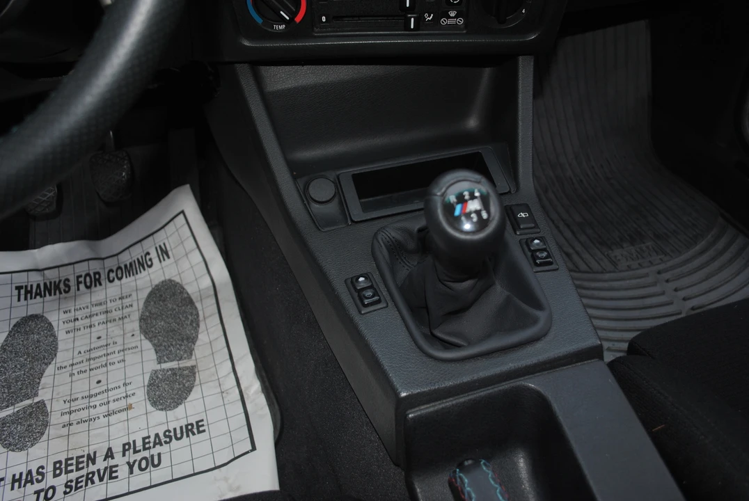 1989 BMW E30 M3 - Image 28 of 31