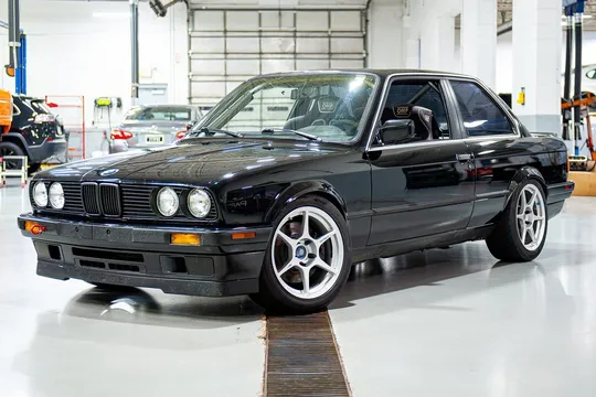 1990 BMW 325is 5-Speed Track Car
