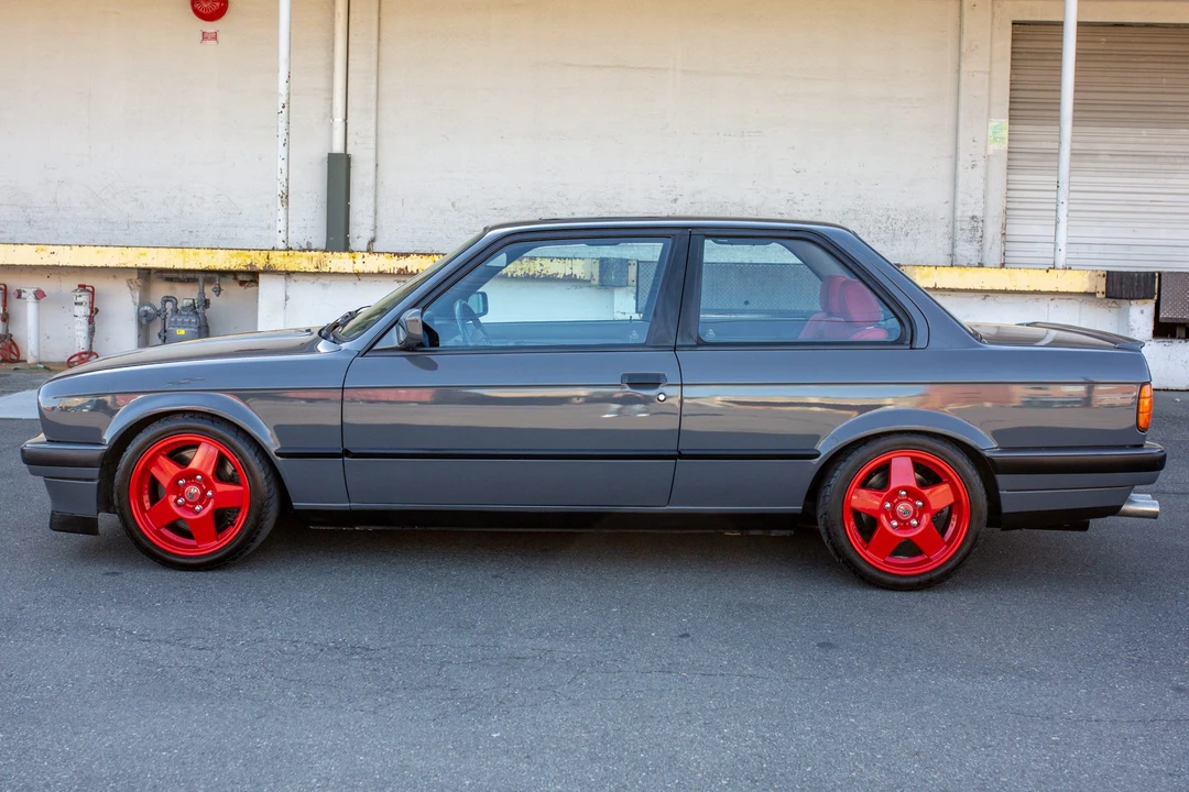 1990 BMW E30 3 Series - Image 2 of 31