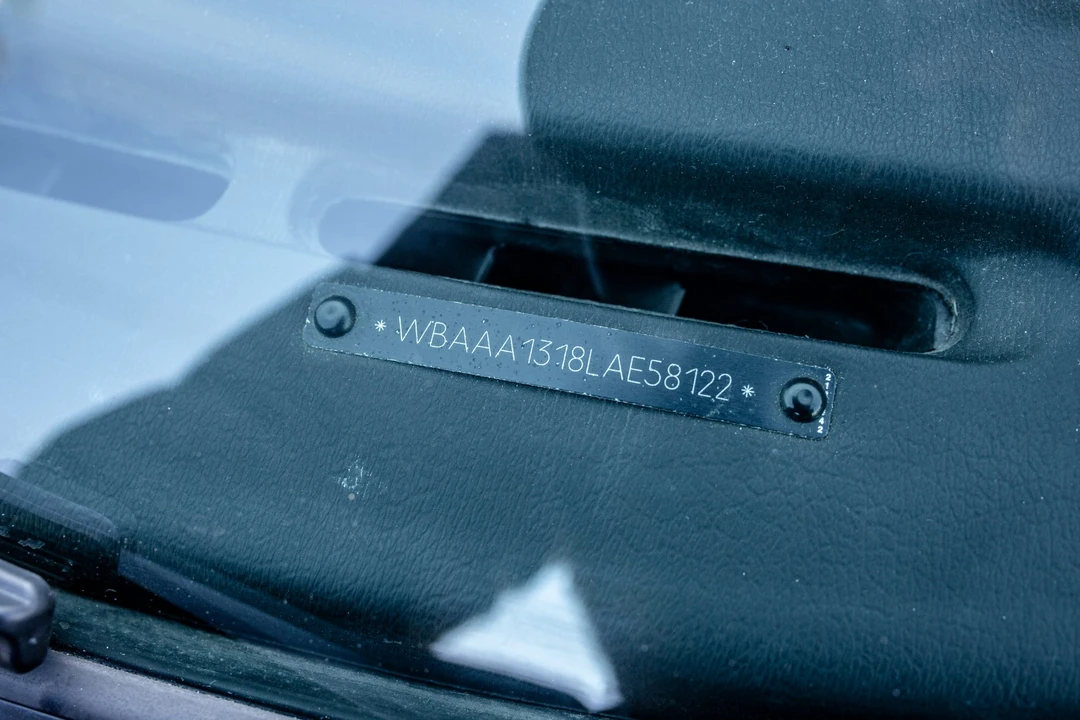 1990 BMW E30 3 Series - Image 26 of 31