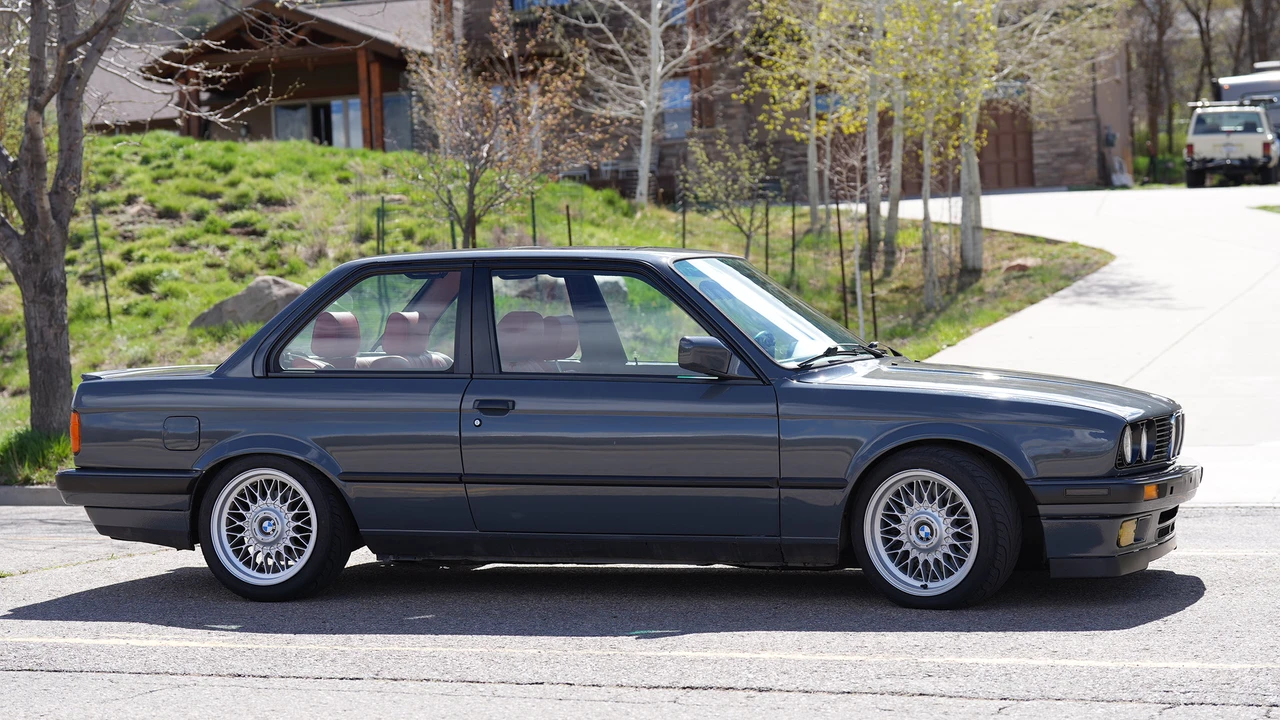 1990 BMW E30 3 Series - Image 25 of 31