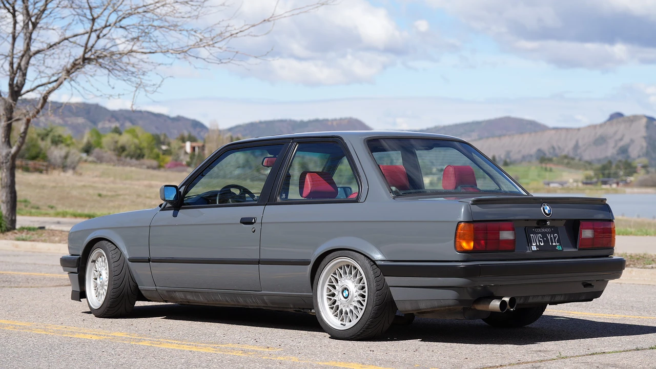 1990 BMW E30 3 Series - Image 17 of 31