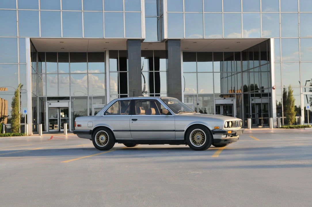 1985 BMW E30 3 Series - Image 27 of 31