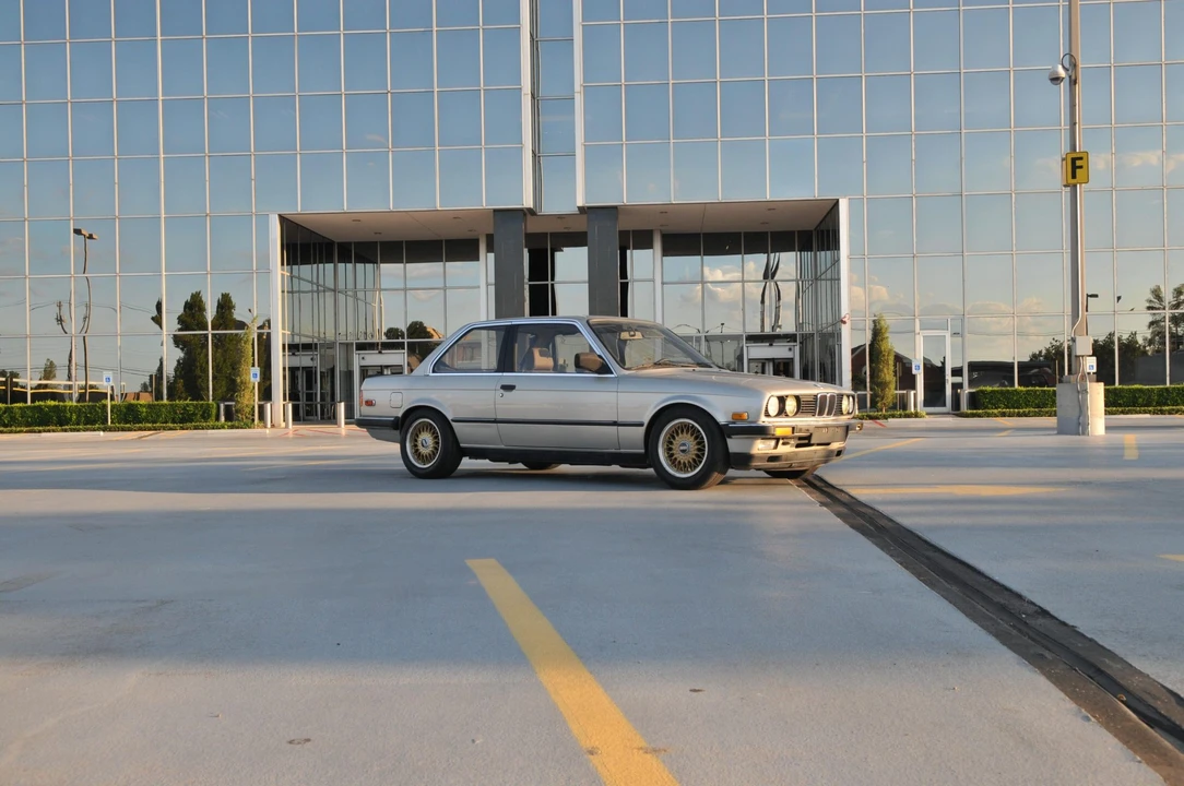1985 BMW E30 3 Series - Image 26 of 31