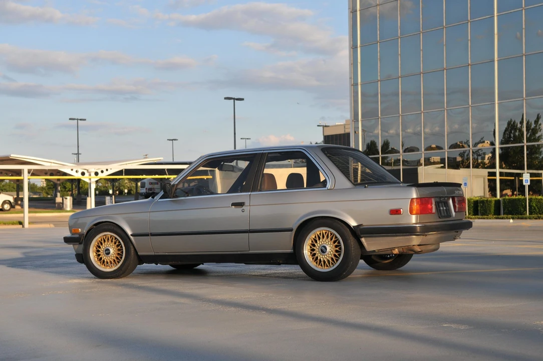 1985 BMW E30 3 Series - Image 13 of 31
