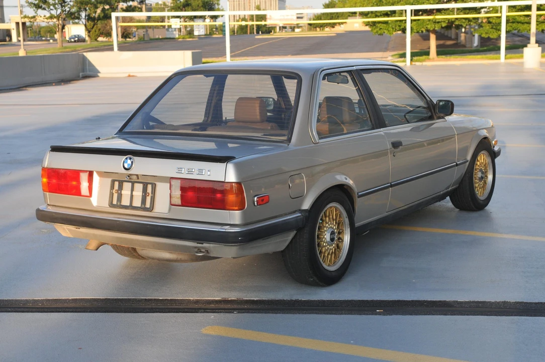 1985 BMW E30 3 Series - Image 10 of 31