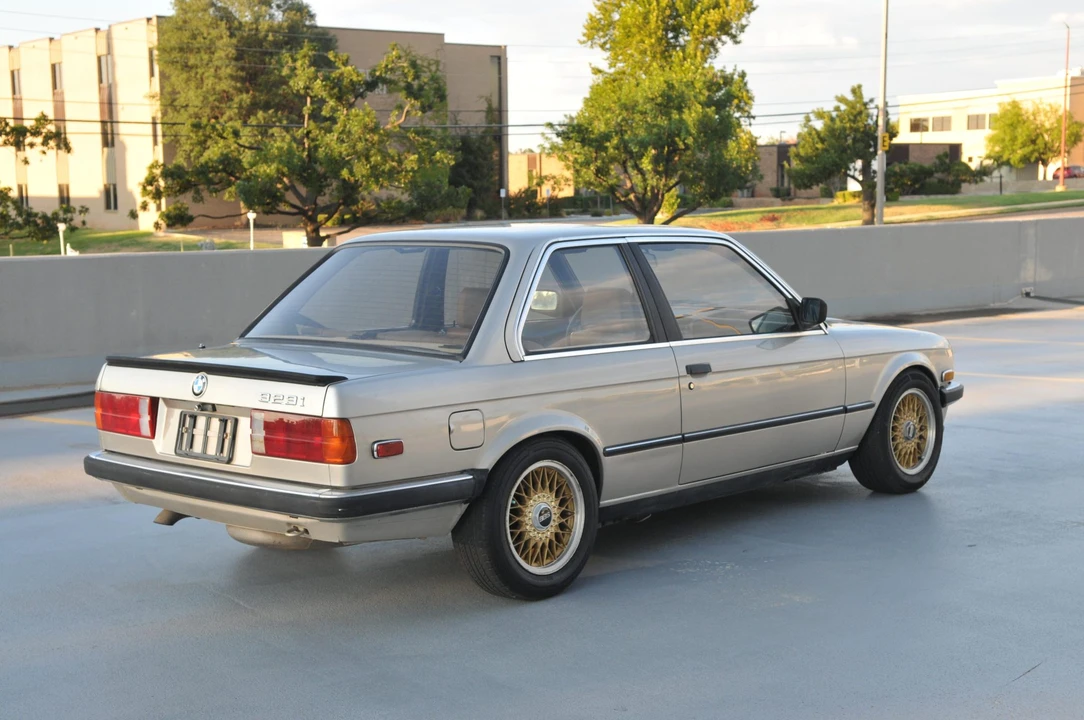 1985 BMW E30 3 Series - Image 7 of 31
