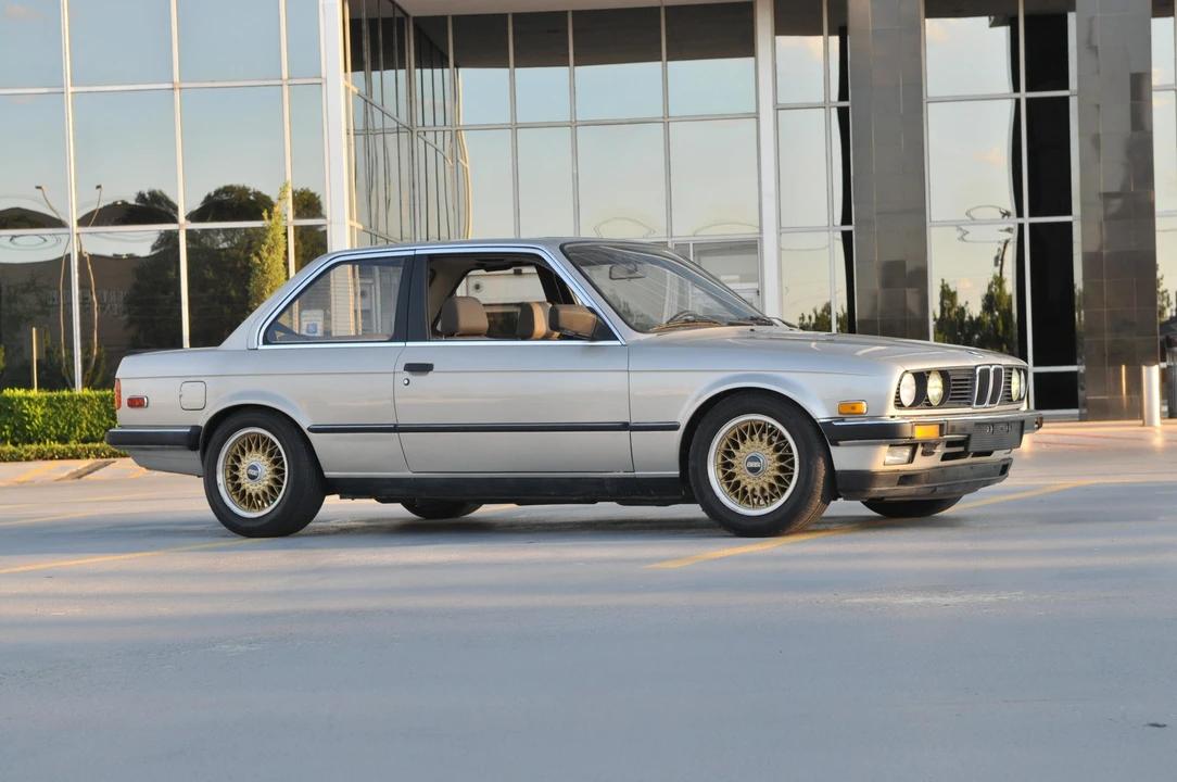 1985 BMW E30 3 Series - Image 2 of 31