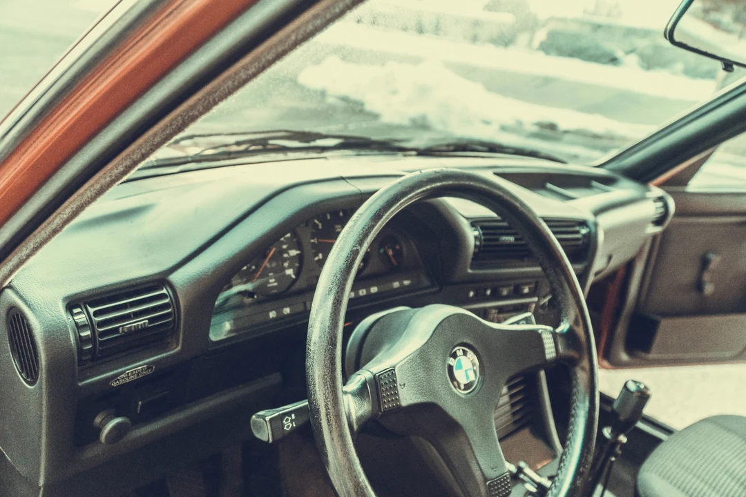 1986 BMW E30 3 Series - Image 25 of 31