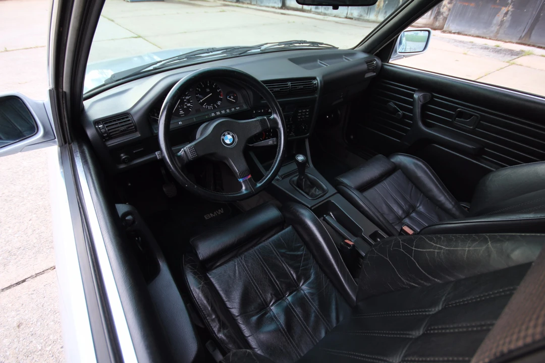 1985 BMW E30 3 Series - Image 20 of 31