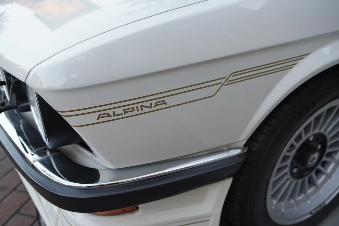 1984 BMW E28 5 Series - Image 13 of 31