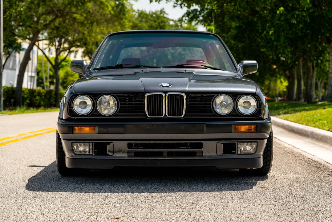 1986 BMW E30 3 Series - Image 2 of 31