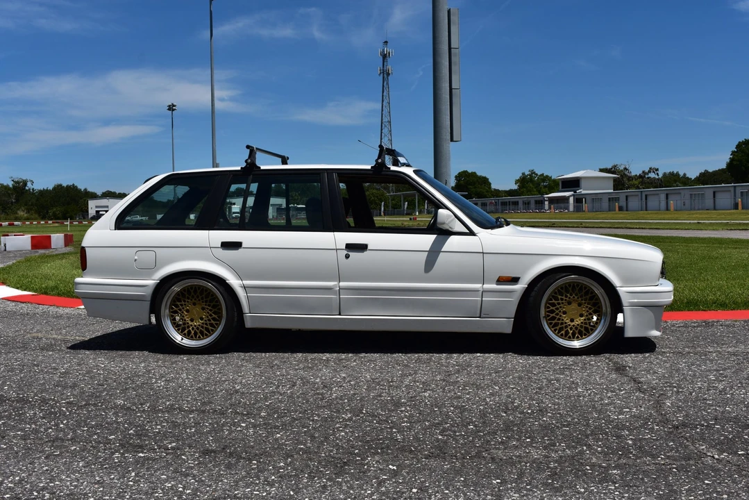 1988 BMW E30 3 Series - Image 4 of 31