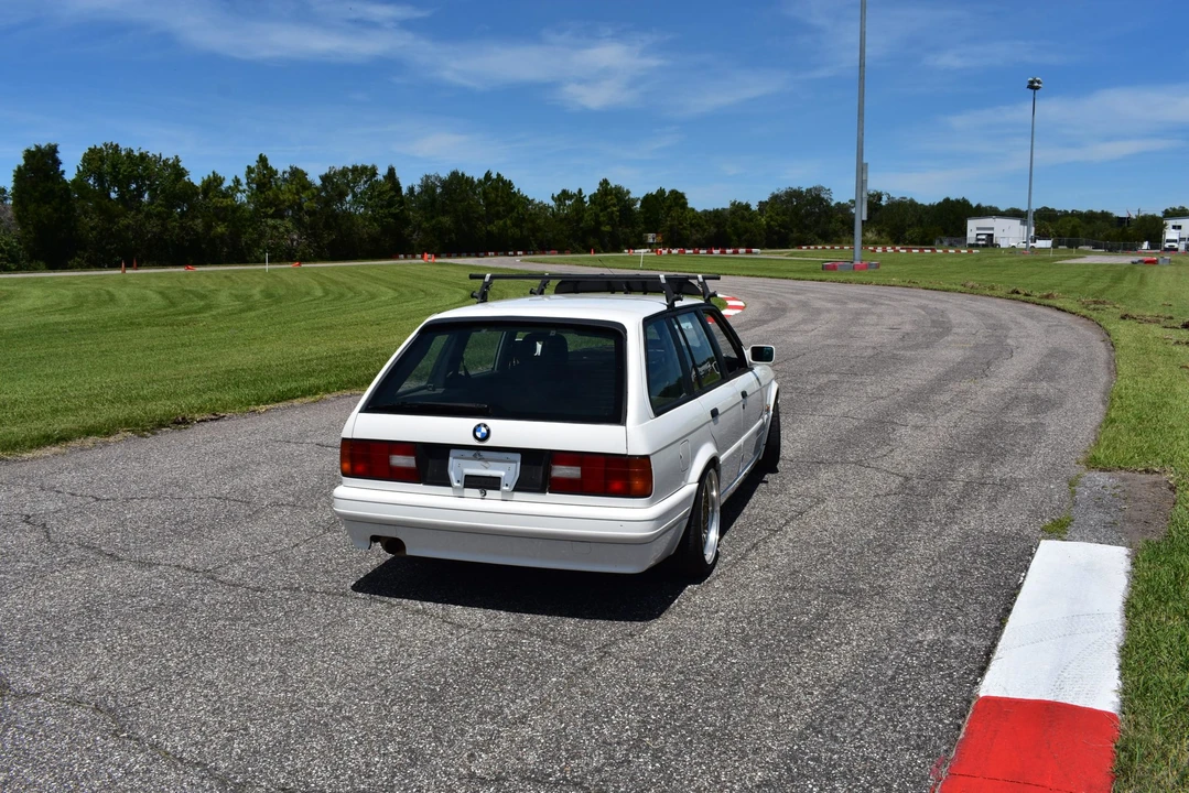 1988 BMW E30 3 Series - Image 2 of 31