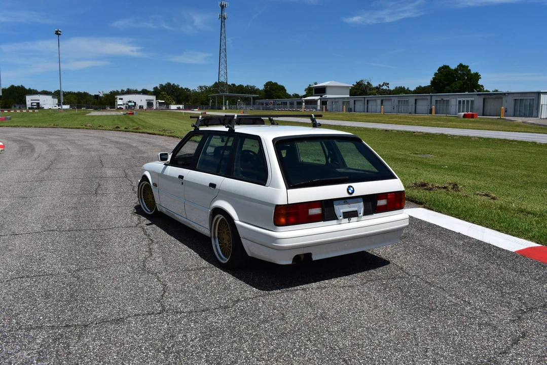 1988 BMW E30 3 Series - Image 13 of 31