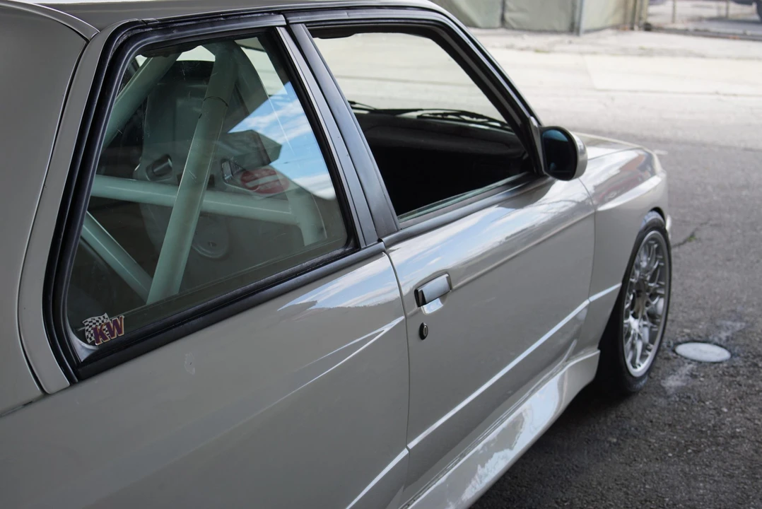 1987 BMW E30 M3 - Image 29 of 31