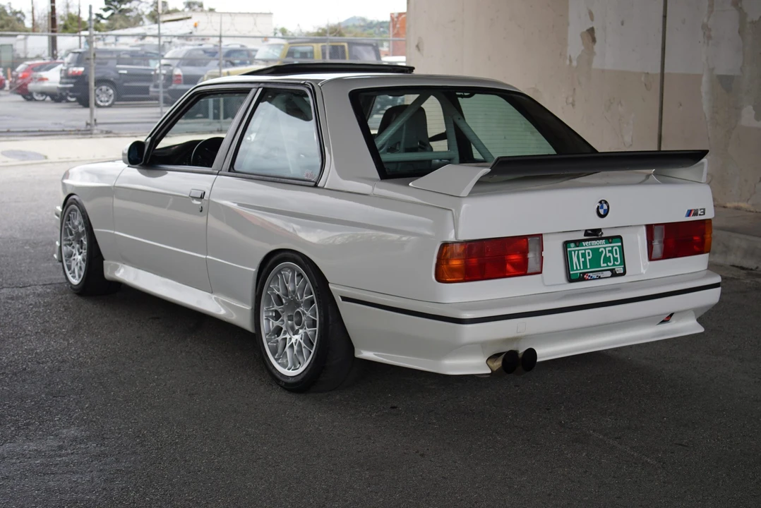 1987 BMW E30 M3 - Image 16 of 31