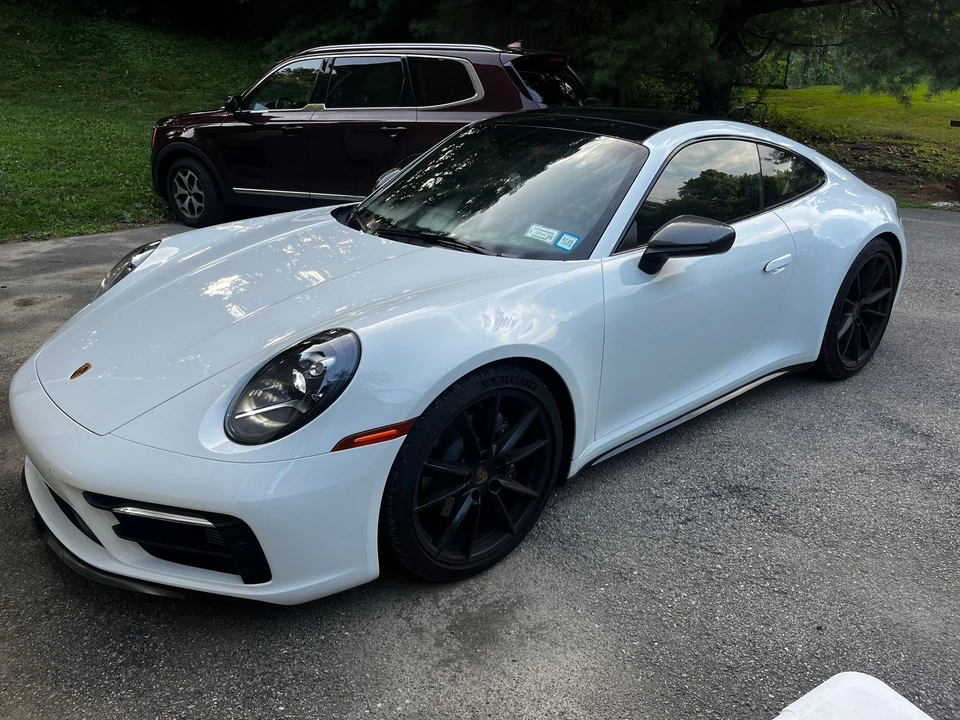 2024 Porsche 992 Carrera T - Image 2 of 9