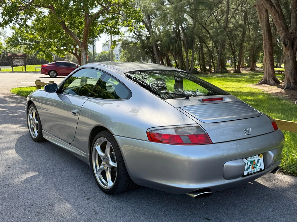 2004 Porsche 996 Carrera - Image 2 of 14