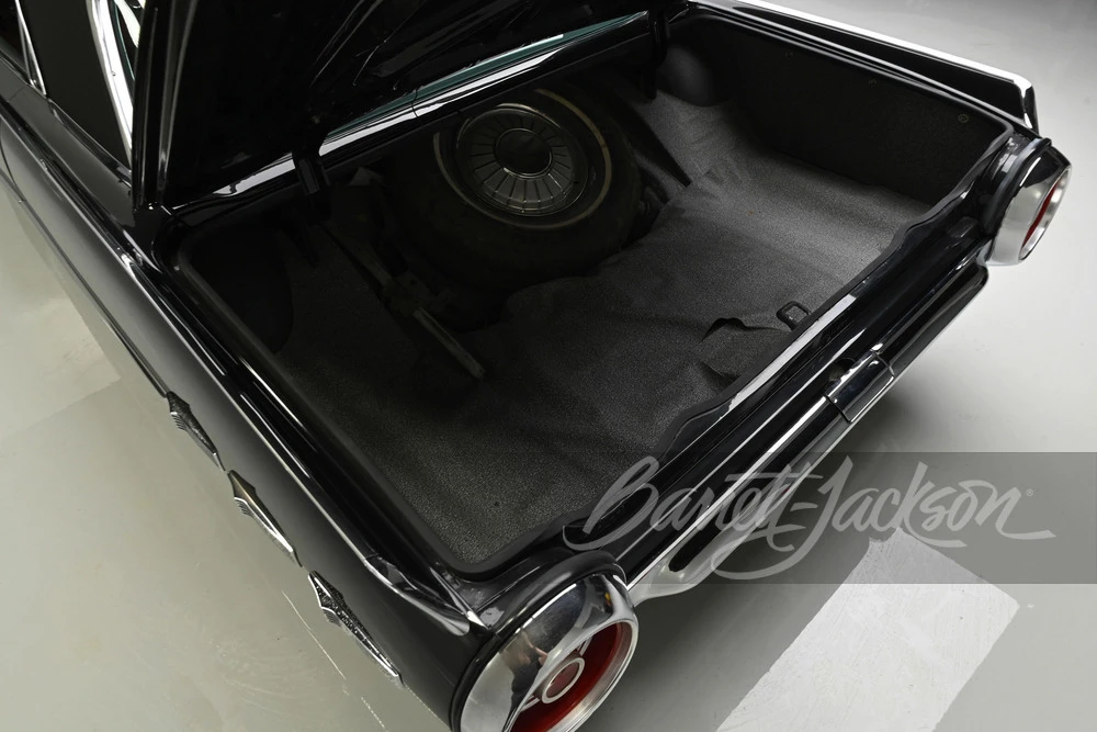 1962 Ford Thunderbird 3rd Gen - Image 27 of 31