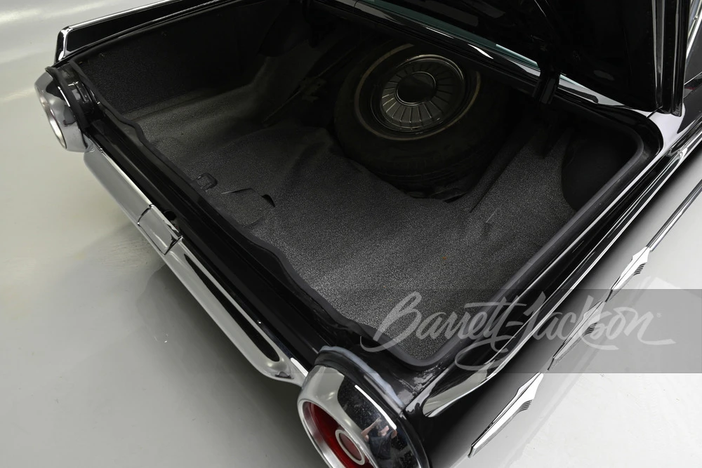 1962 Ford Thunderbird 3rd Gen - Image 25 of 31