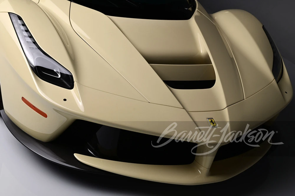 2015 Ferrari LaFerrari - Image 6 of 31