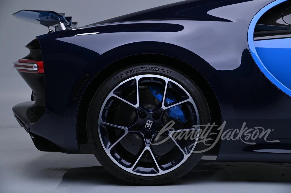 2018 Bugatti Chiron - Image 9 of 31