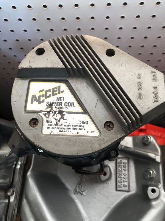 Parts & Memorabilia Engines - Image 4 of 10
