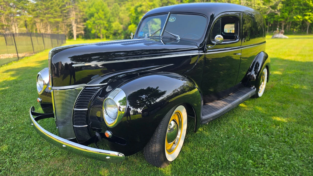 Ford Hot Rod - Image 6 of 31