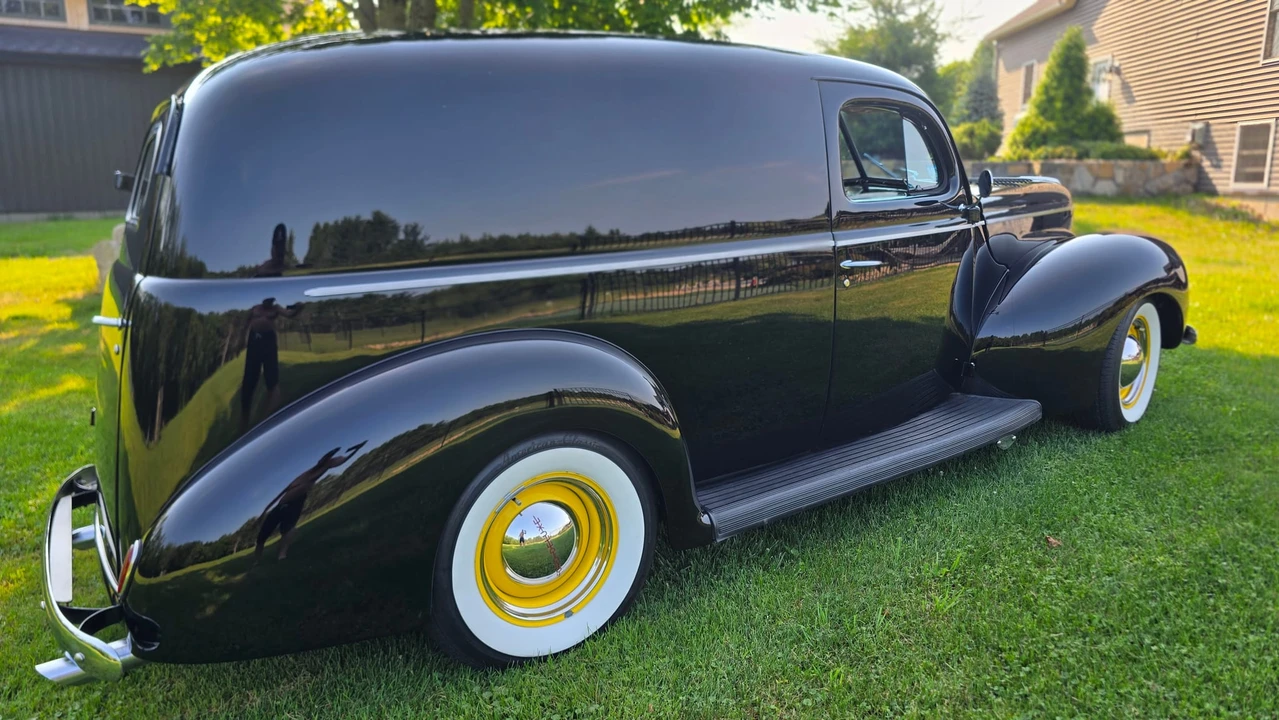Ford Hot Rod - Image 21 of 31