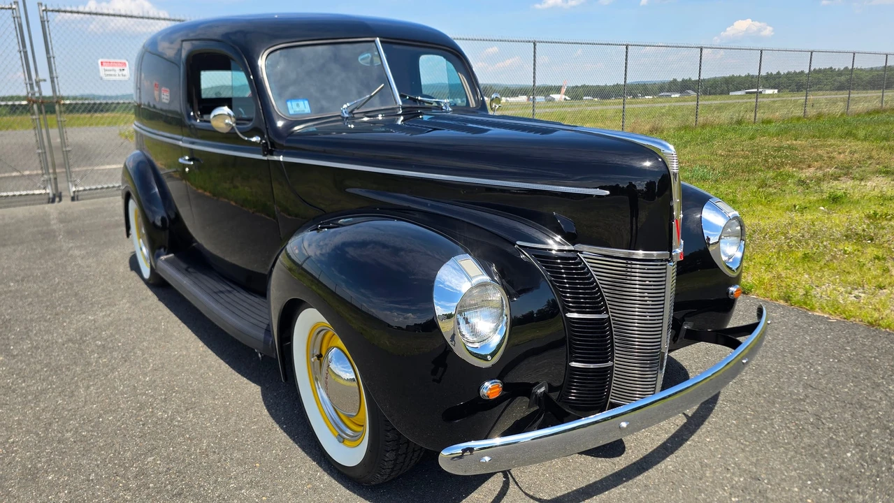 Ford Hot Rod - Image 10 of 31