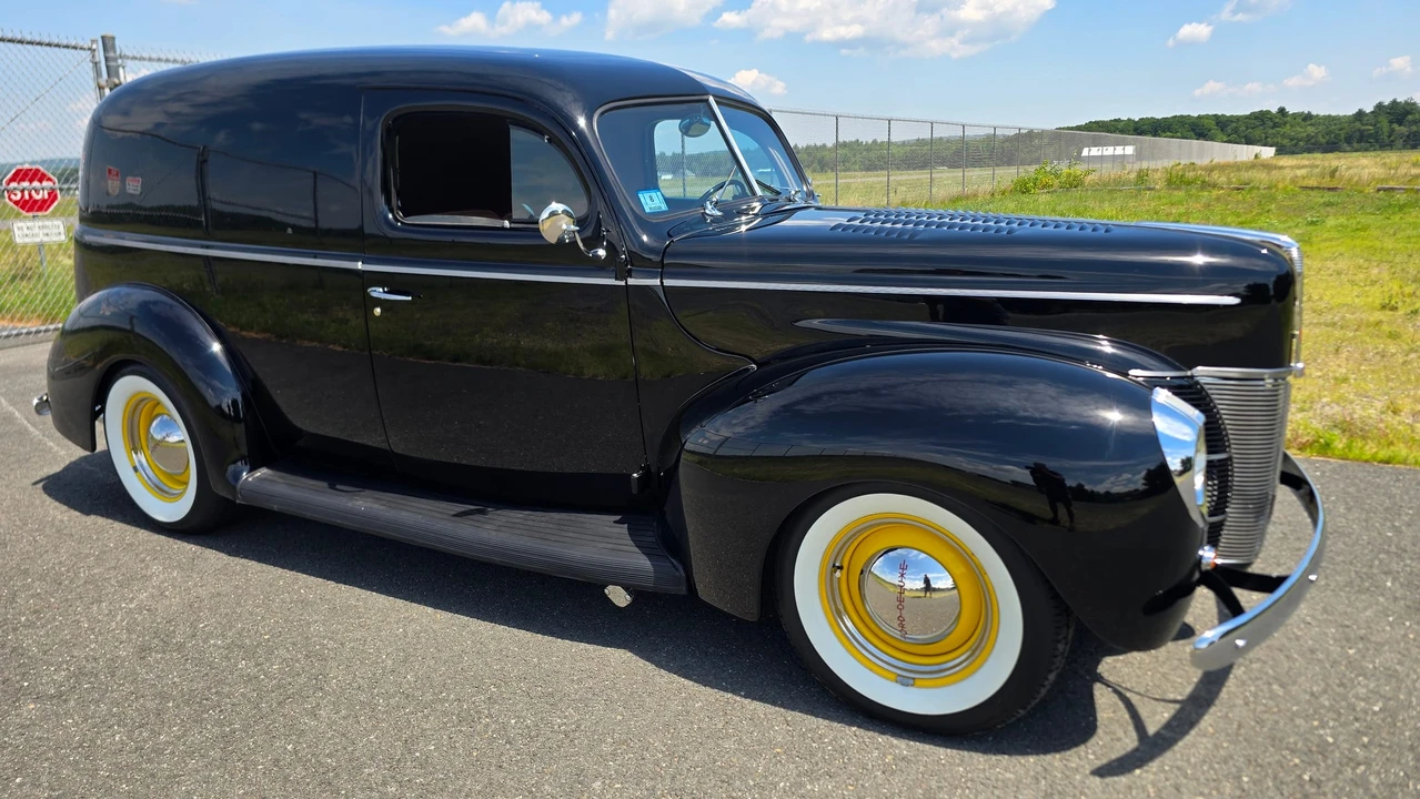Ford Hot Rod - Image 14 of 31