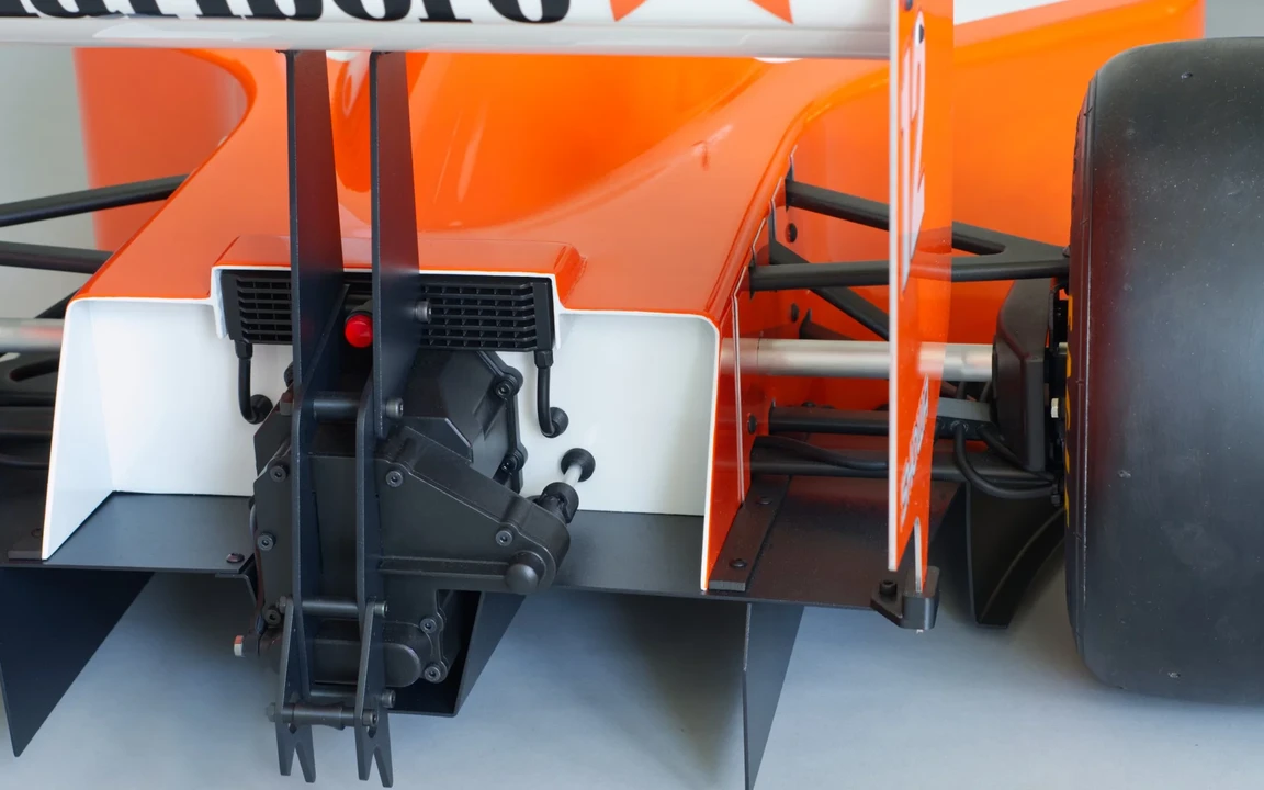 McLaren F1 - Image 14 of 21
