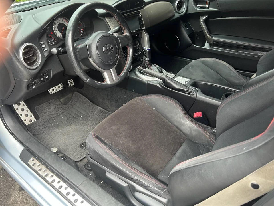 2013 Scion FR-S - Image 6 of 7