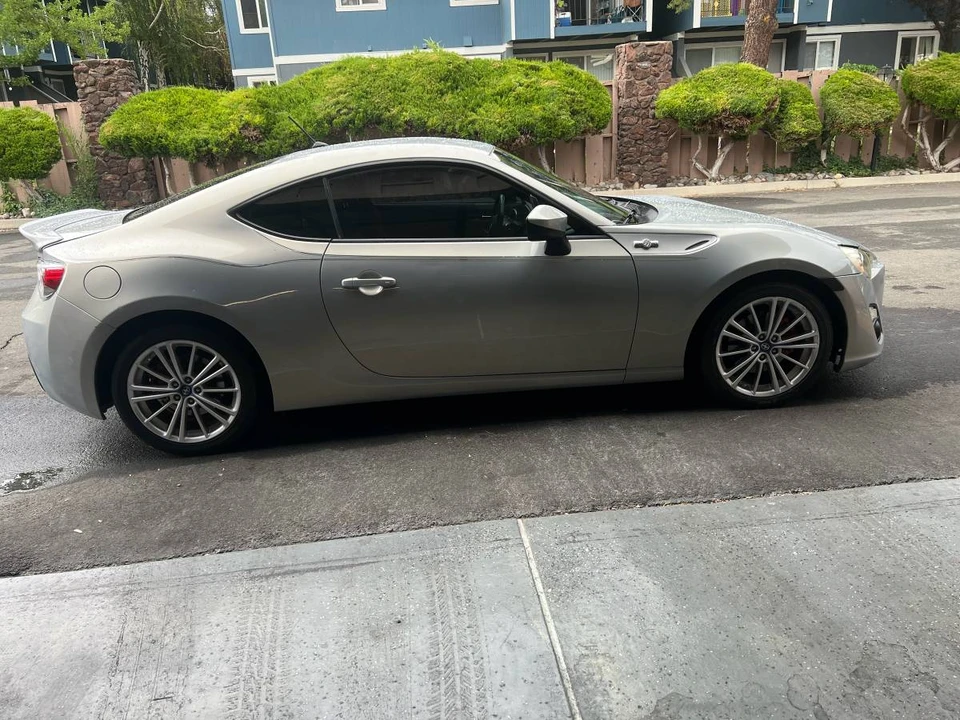 2013 Scion FR-S - Image 2 of 7