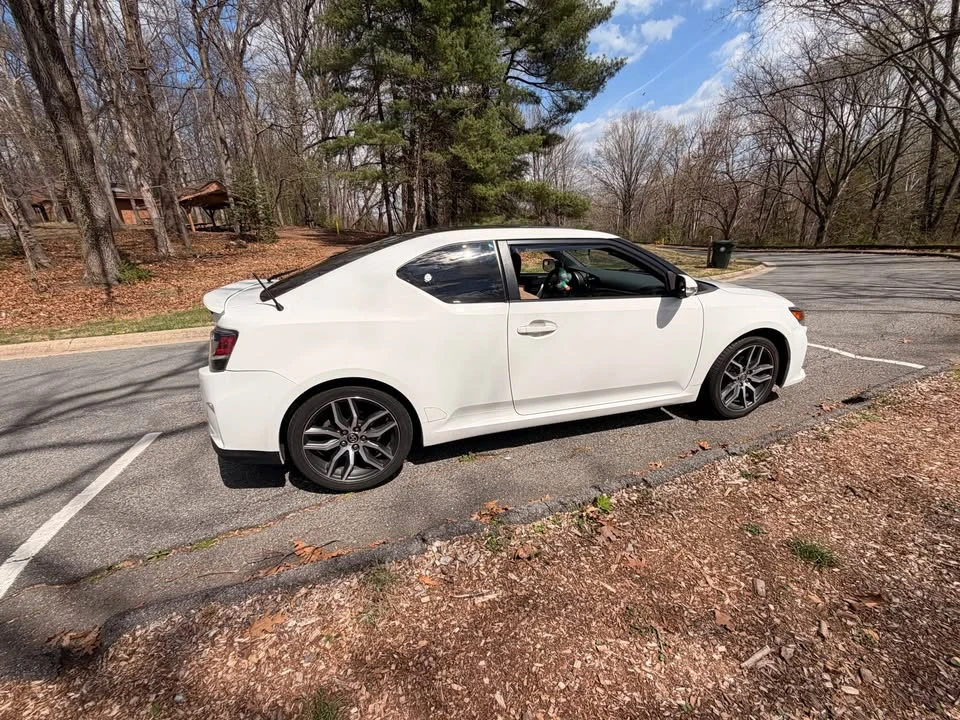 2014 Scion tC - Image 8 of 10