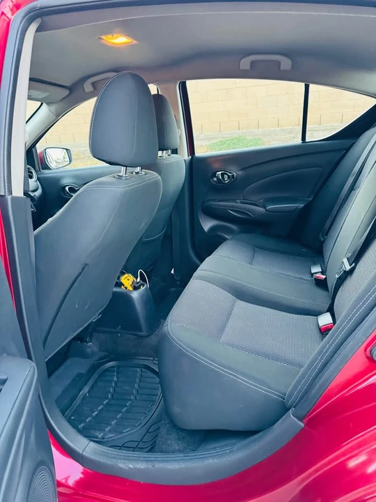2017 Nissan Versa - Image 6 of 8