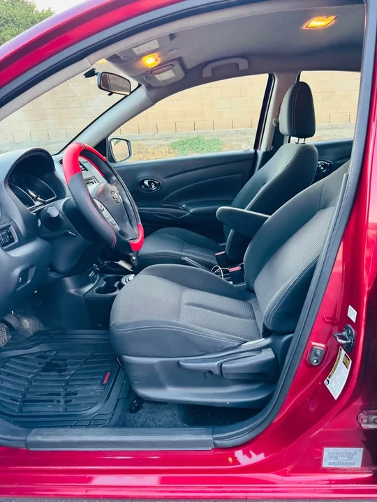 2017 Nissan Versa - Image 5 of 8