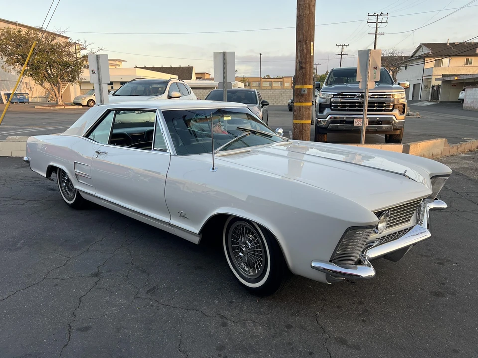 1964 Buick Riviera 1st Gen - Image 17 of 31