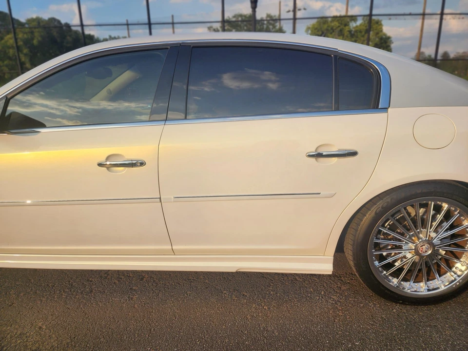 2006 Buick Lucerne - Image 21 of 31