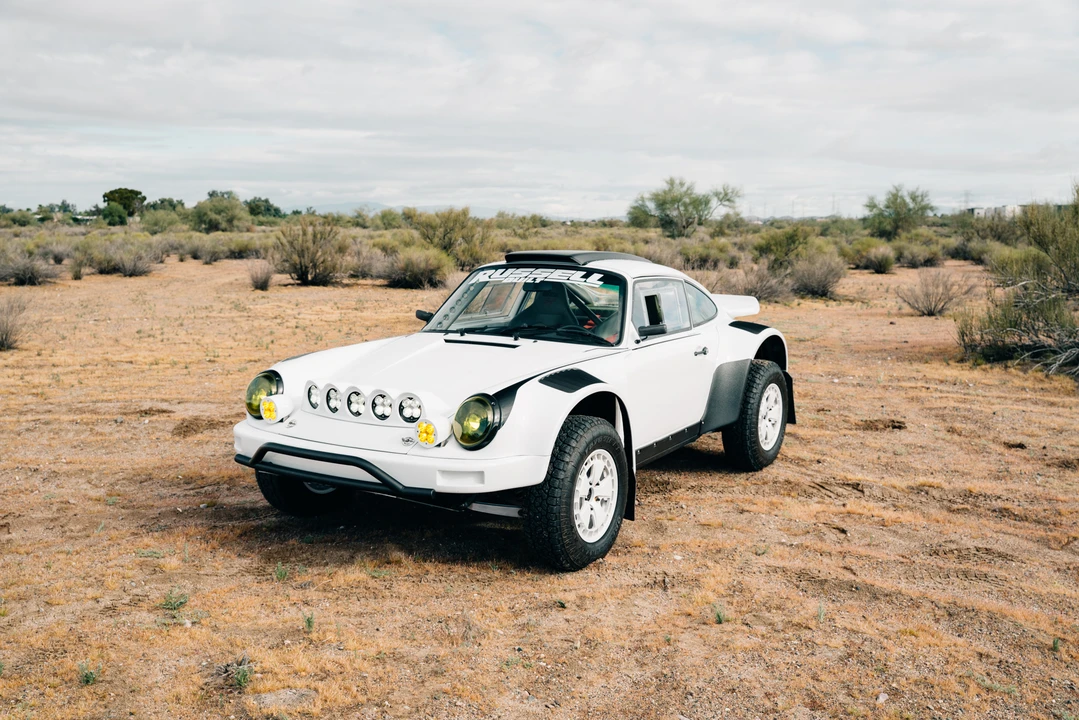 1991 Porsche 964 Carrera 4 - Image 6 of 31
