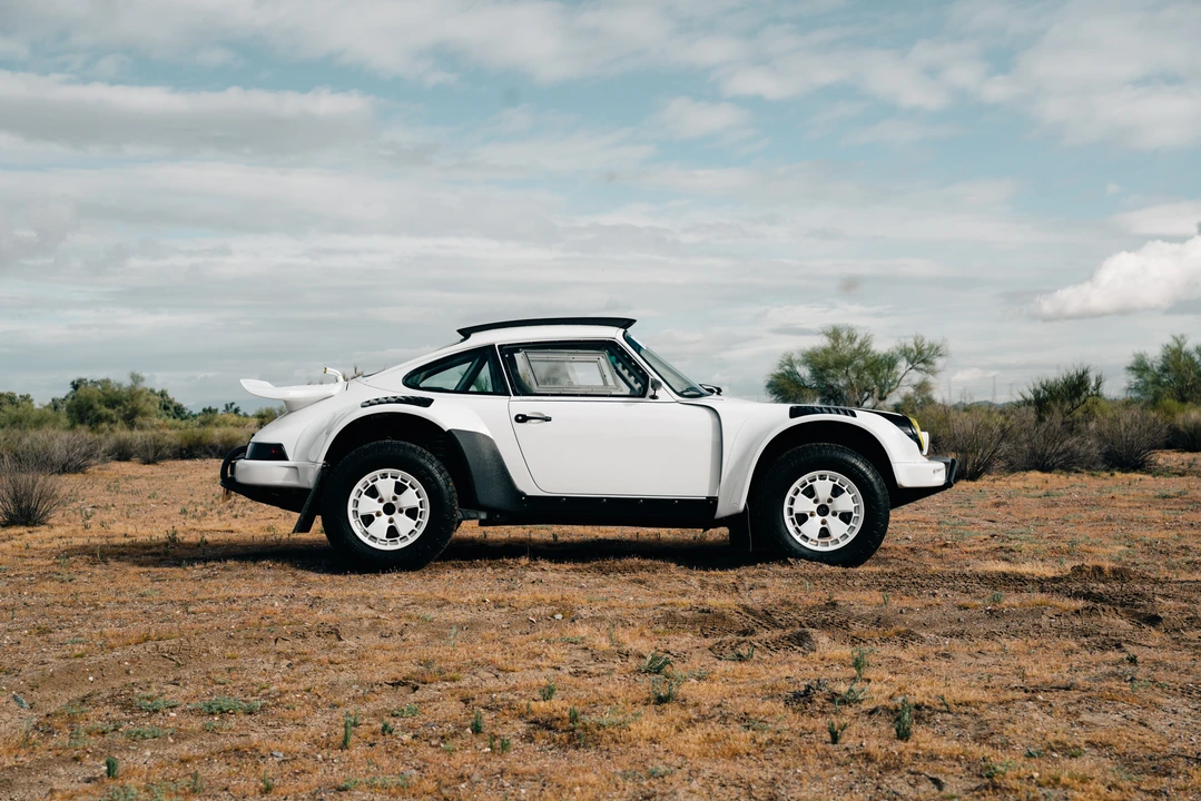 1991 Porsche 964 Carrera 4 - Image 21 of 31