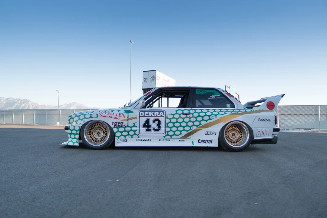 1991 BMW E30 3 Series - Image 2 of 31