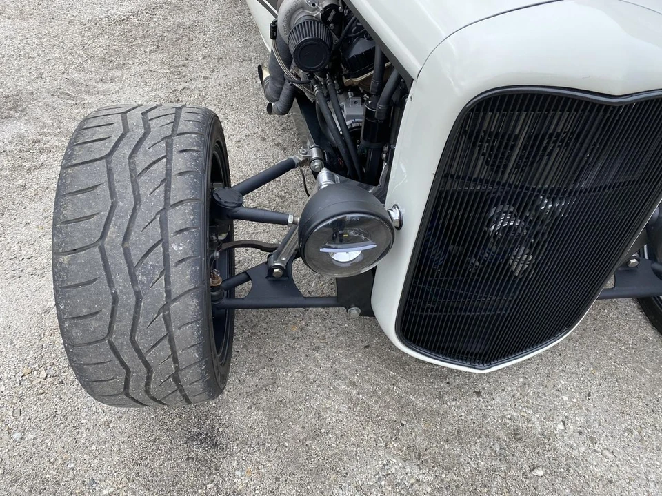 Ford Hot Rod - Image 25 of 31