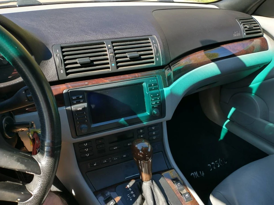 2004 BMW E46 3 Series - Image 15 of 21